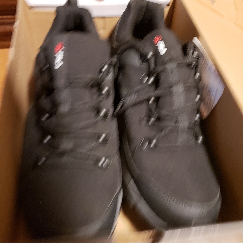Shoes - Picture 9 of 15